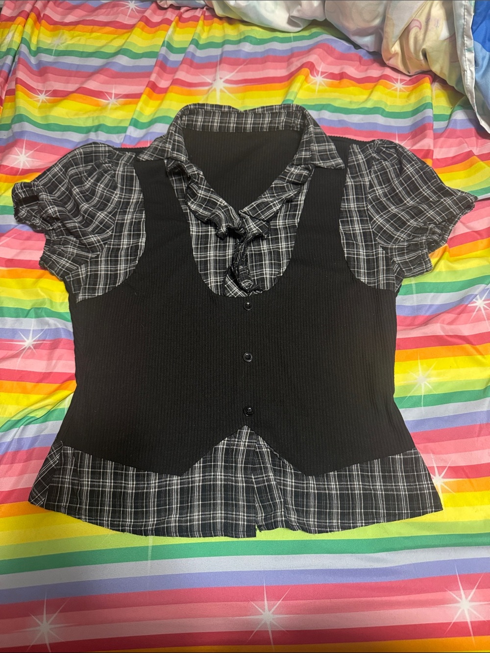 Black Plaid Short-Sleeve Layered Vest Top
